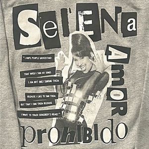 OFFICIAL MERCHANDISE OF SELENA 🖤